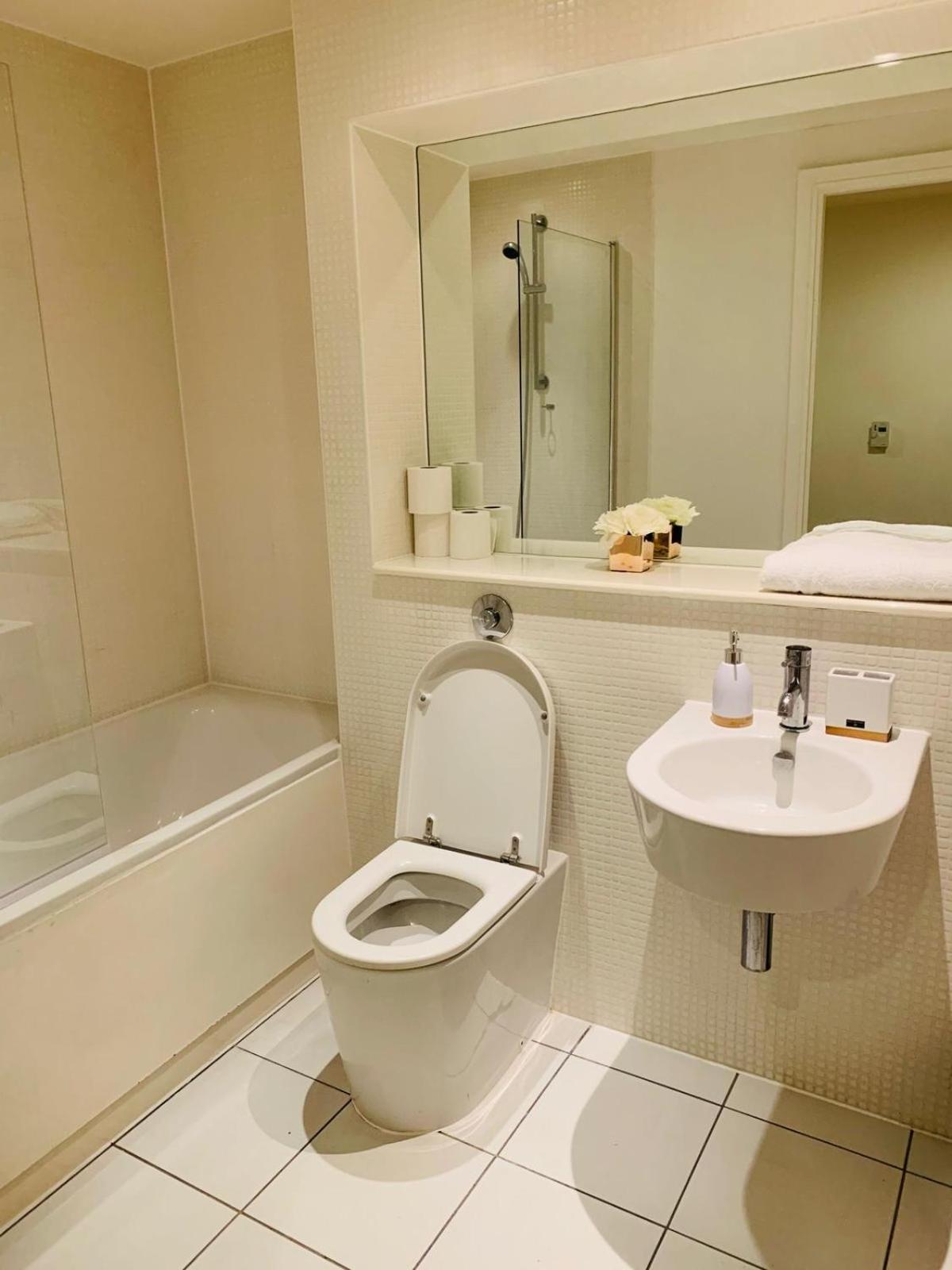 Canary Wharf View Apartments Λονδίνο Εξωτερικό φωτογραφία